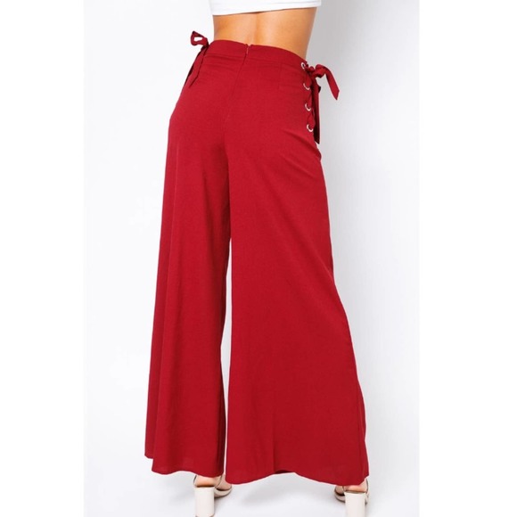 High-Waisted Wide-Leg Pants with Lace-Up sides - Picture 3 of 5